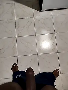 Hard_stick007 Show in webcam