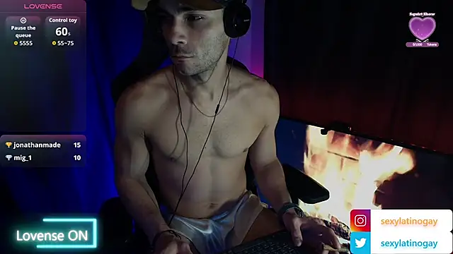 sexylatin0gayのウェブカメラショー