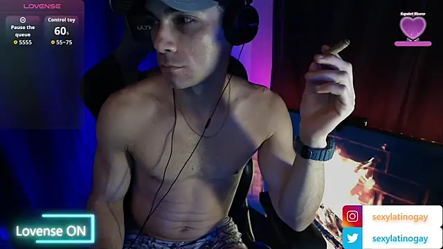 sexylatin0gay Show in webcam