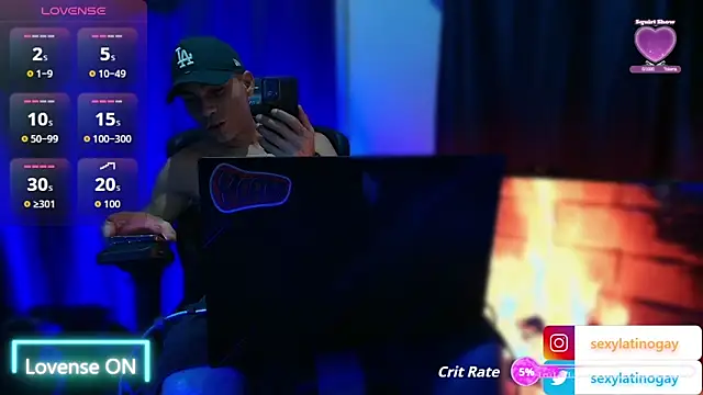 Show webcam de sexylatin0gay
