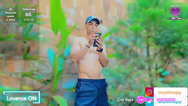 sexylatin0gayのウェブカメラショー