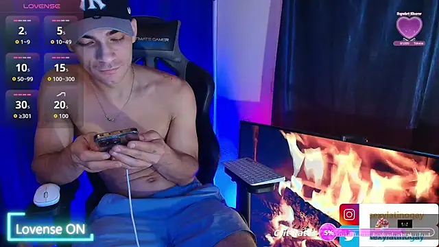 sexylatin0gay's Webcam Show