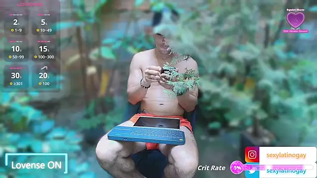 Show de sexylatin0gay na webcam