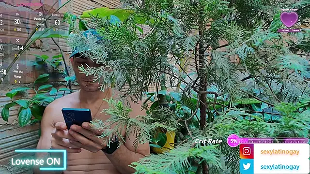 Webkamerová show sexylatin0gay