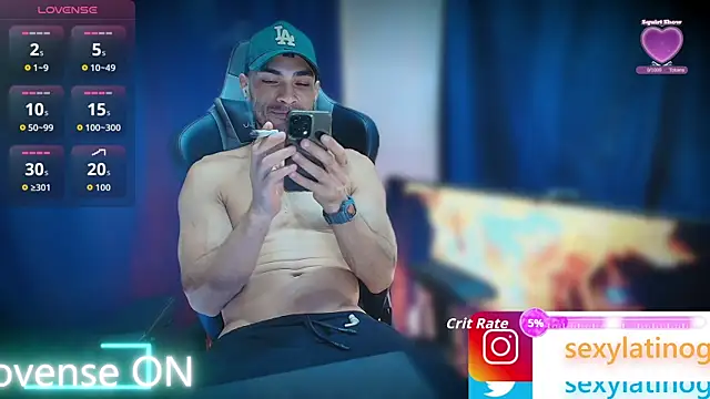 sexylatin0gay Show in webcam