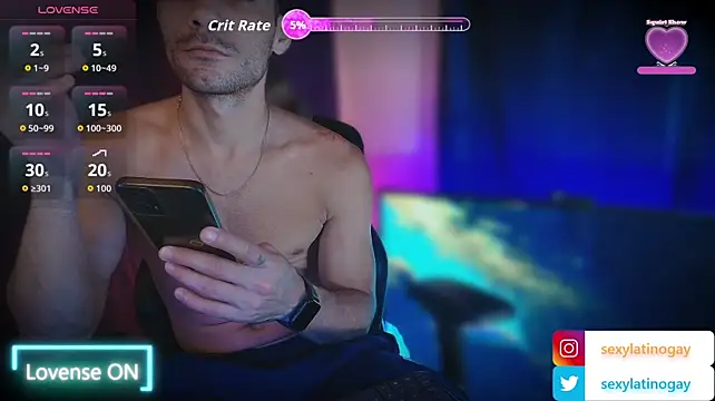 عرض كام sexylatin0gay