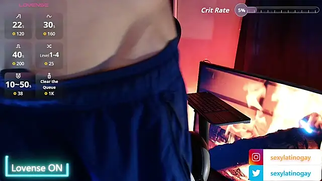 sexylatin0gayのウェブカメラショー