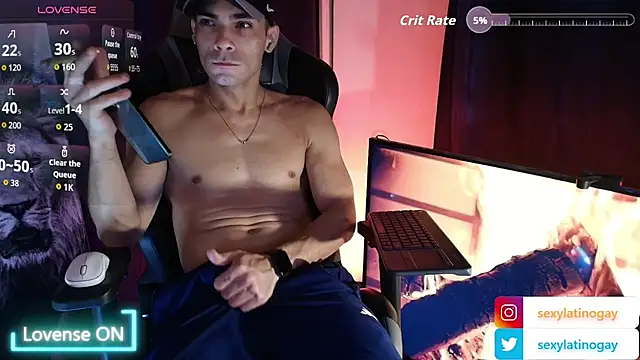 Webkamerová show sexylatin0gay
