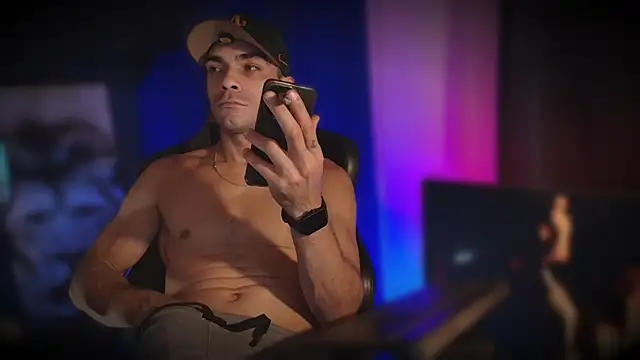 sexylatin0gay 网络视讯表演