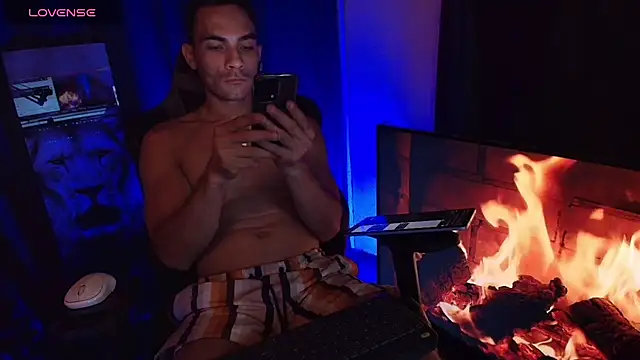 sexylatin0gay Pertunjukan Webcam