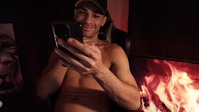 sexylatin0gay 在線直播表演