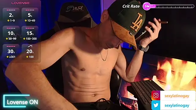 sexylatin0gay Show Webcam