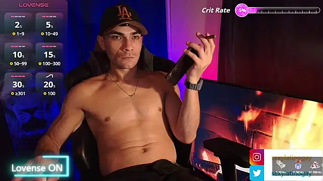 sexylatin0gayのウェブカメラショー