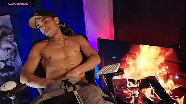 sexylatin0gay: διαδικτυακό σόου στην κάμερα
