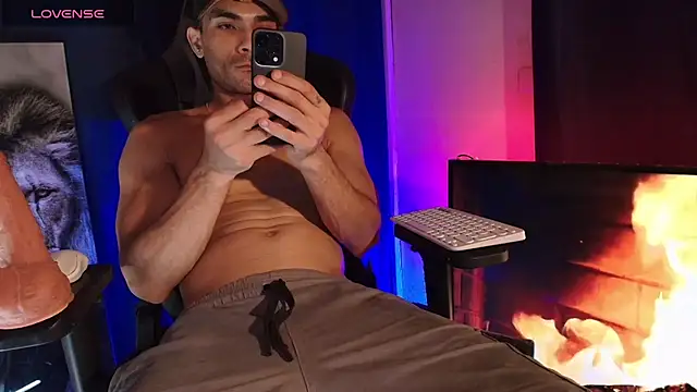 Pokazy przed kamerką – sexylatin0gay
