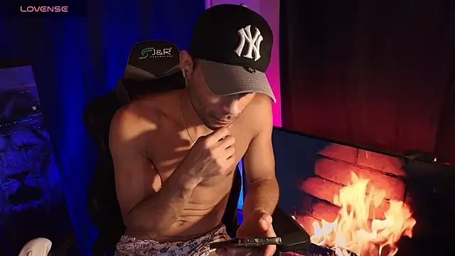 عرض كام sexylatin0gay
