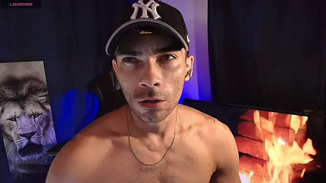 عرض كام sexylatin0gay