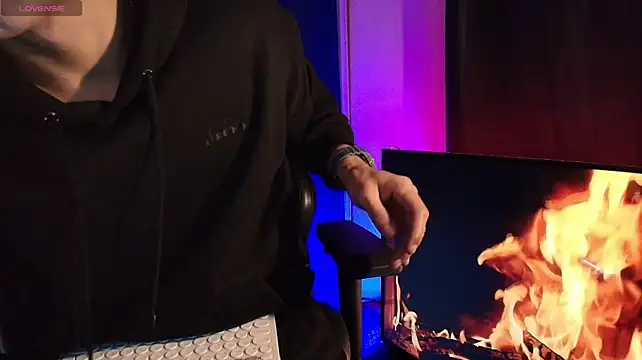 sexylatin0gay 网络视讯表演
