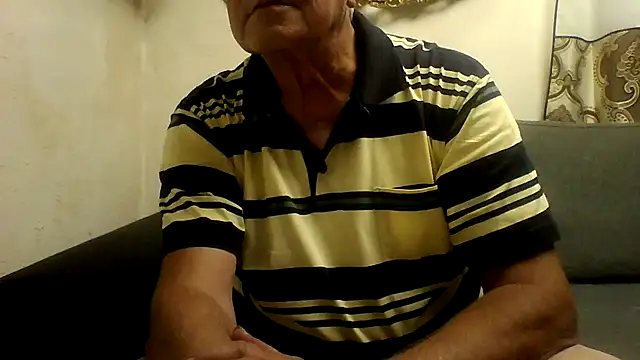 benny12369 网络视讯表演