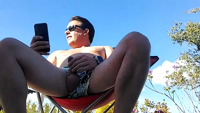 הופעת וובקאם של Jose_HotLatino