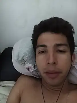 Tchutom Chat XXX in diretta