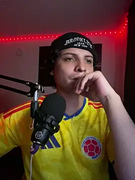 Show modela marcus_leonel na web-kameri