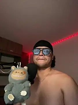 marcus_leonelのウェブカメラショー