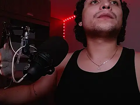 marcus_leonelのウェブカメラショー