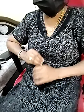 Webkamerová show sravyasexyy