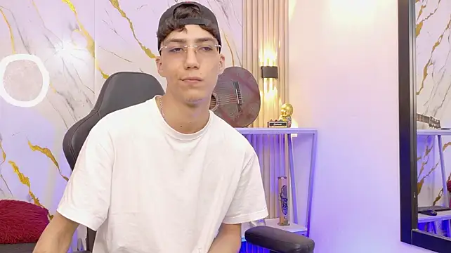Nikolay_Gregori Chat XXX in diretta