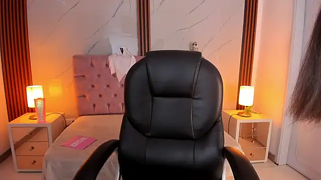 Julianaa_Castro_のウェブカメラショー