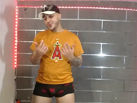 xxxxhotxoxo Show Webcam