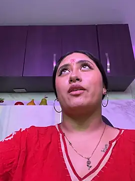 kalpanaaishaa Adlı Modelin Canlı XXX Sohbeti
