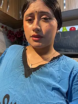 kalpanaaishaa's Live XXX Chat