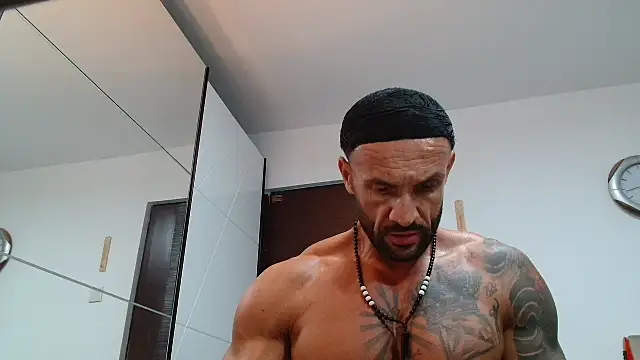 Magnificmuscles89 Webcam Show