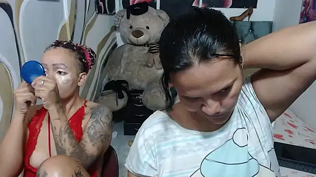 manzanahot9's Live XXX Chat