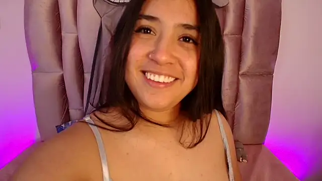 Živý XXX chat NikyBrookss