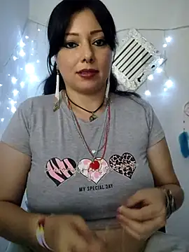 kristal_ktl Chat XXX in diretta