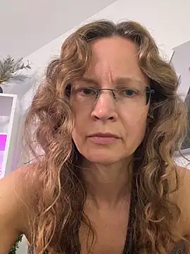 Chat +18 de AnnikaRose ao vivo