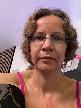 AnnikaRose Webcamshow