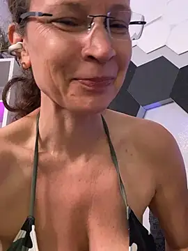 צ'אט XXX בשידור חי של AnnikaRose