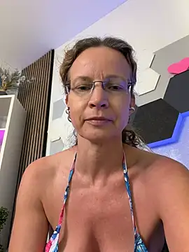 AnnikaRose Adlı Modelin Web Kamerası Şovu