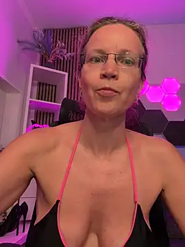 AnnikaRose's Live XXX Chat