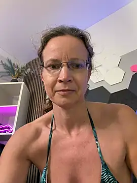 AnnikaRose's Live XXX Chat