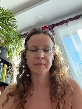 Show modela AnnikaRose na web-kameri