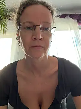 AnnikaRose 라이브 XXX 채팅