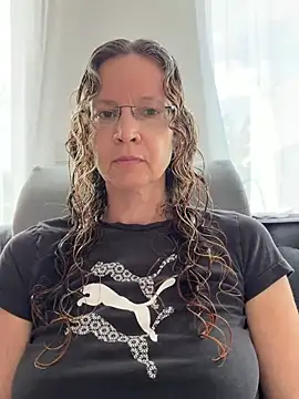 AnnikaRose Adlı Modelin Web Kamerası Şovu