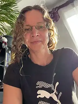 Chat +18 de AnnikaRose ao vivo