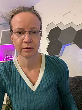 Chat +18 de AnnikaRose ao vivo