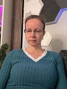 AnnikaRose Adlı Modelin Web Kamerası Şovu